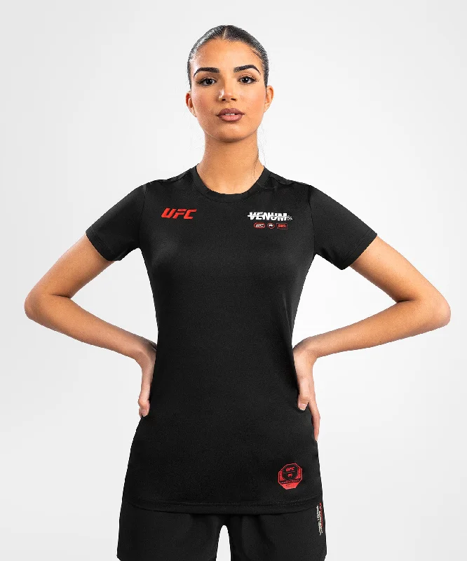 Cool T-Shirt-UFC Adrenaline by Venum Fight Week  Women’s Dry-Tech T-shirt - Black